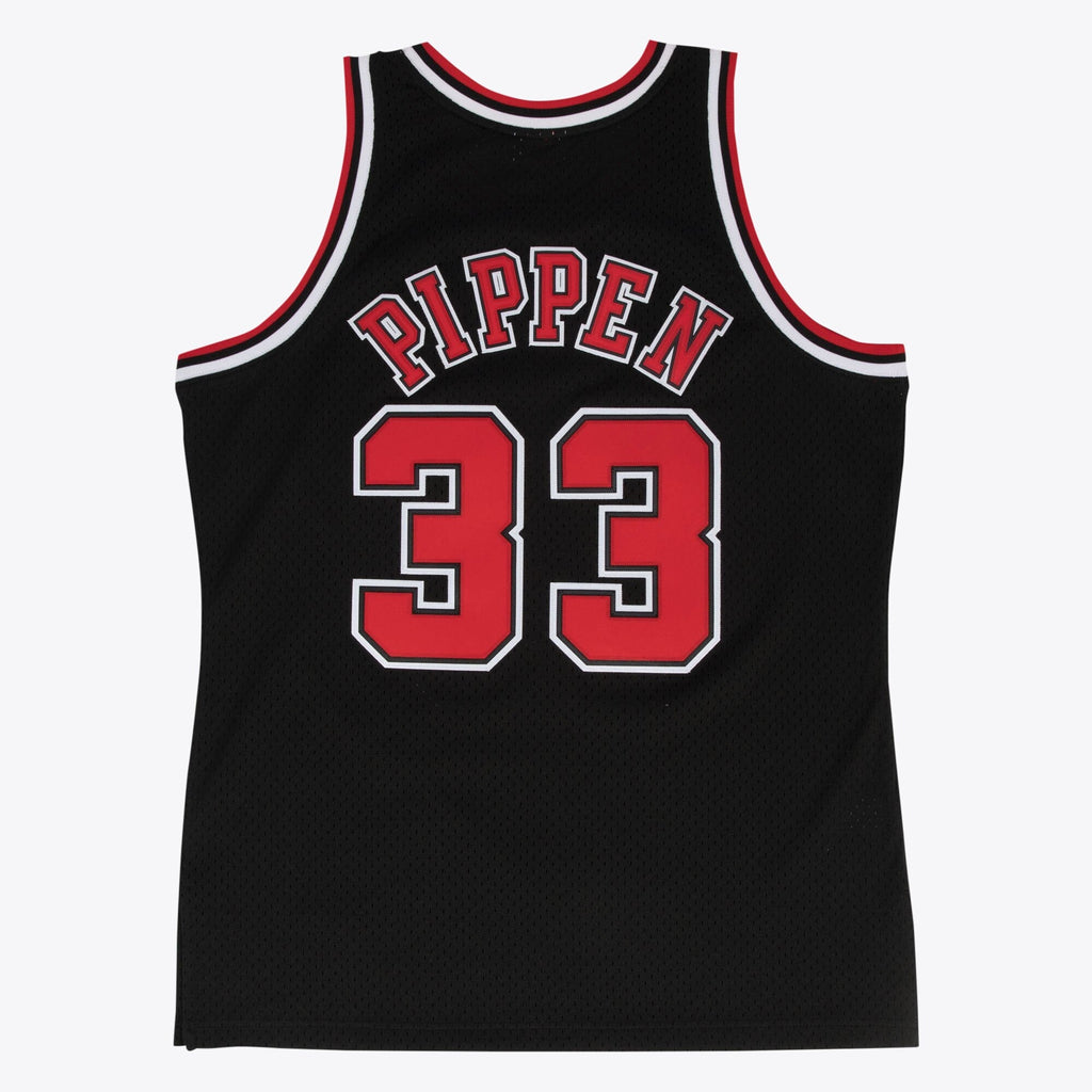 Chicago Bulls Scottie Pippen 1997-98 Hardwood Classics Alternate Swingman Jersey By Mitchell & Ness - Black -