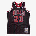 Chicago Bulls Mitchell & Ness Authentic Jersey Michael Jordan 1995-96
