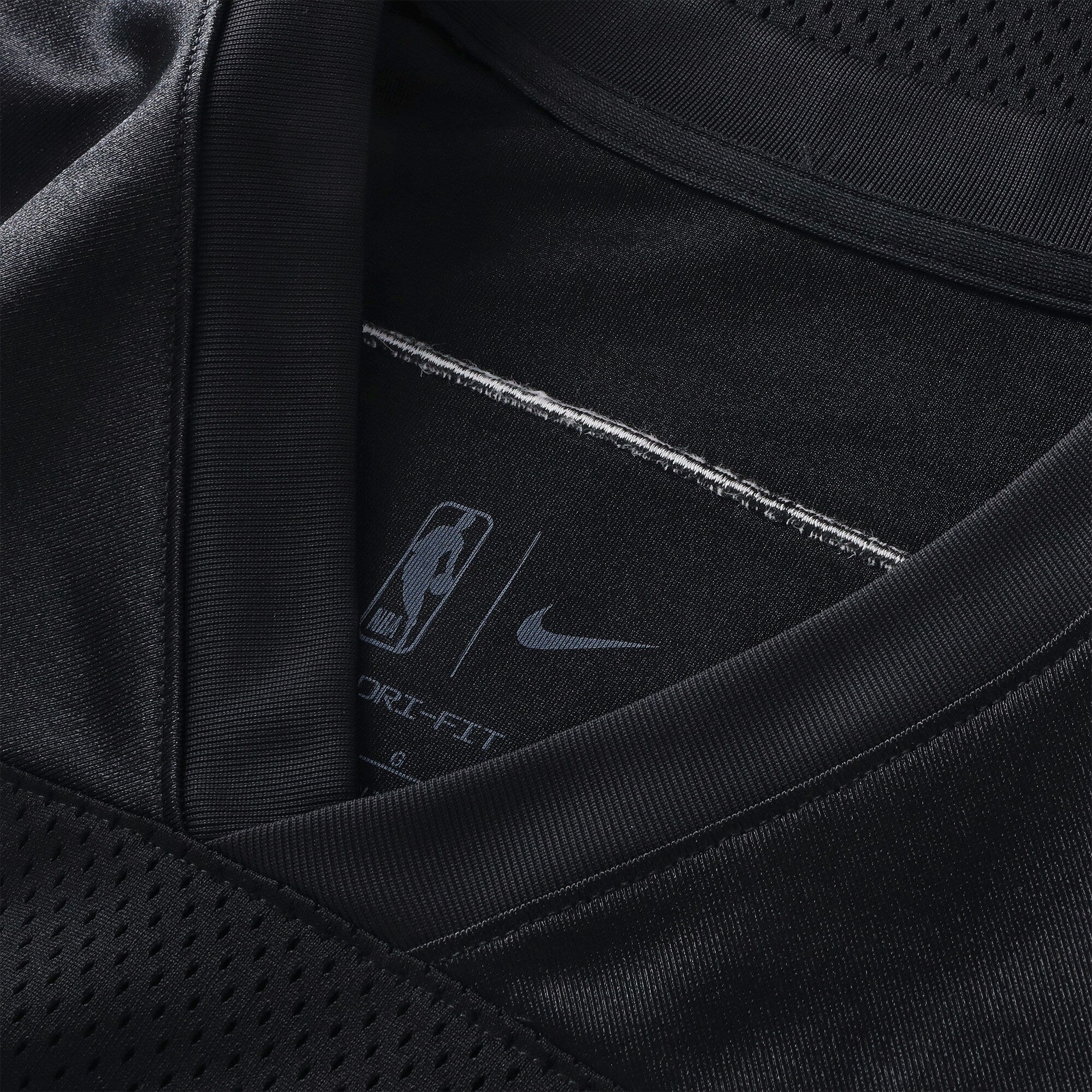 Los Angeles Lakers Nike Courtside Football Jersey - Black -
